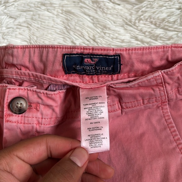 Vineyard Vines Island Shorts - Picture 6 of 11